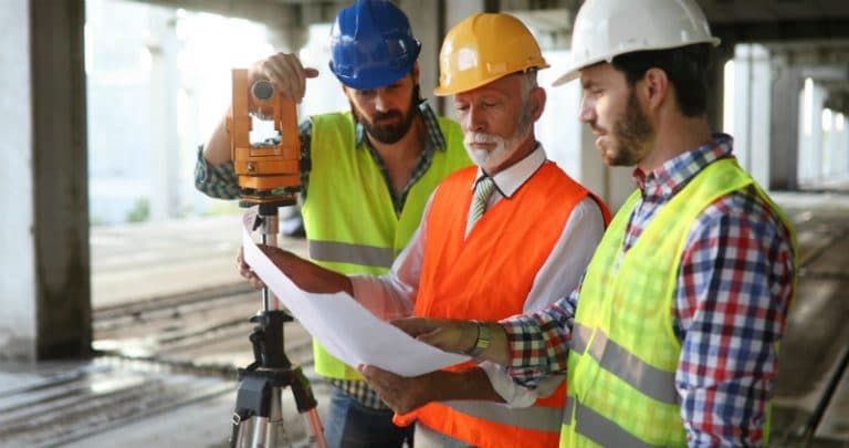 Devenir Conducteur de Travaux 2023 salaire, formation, études