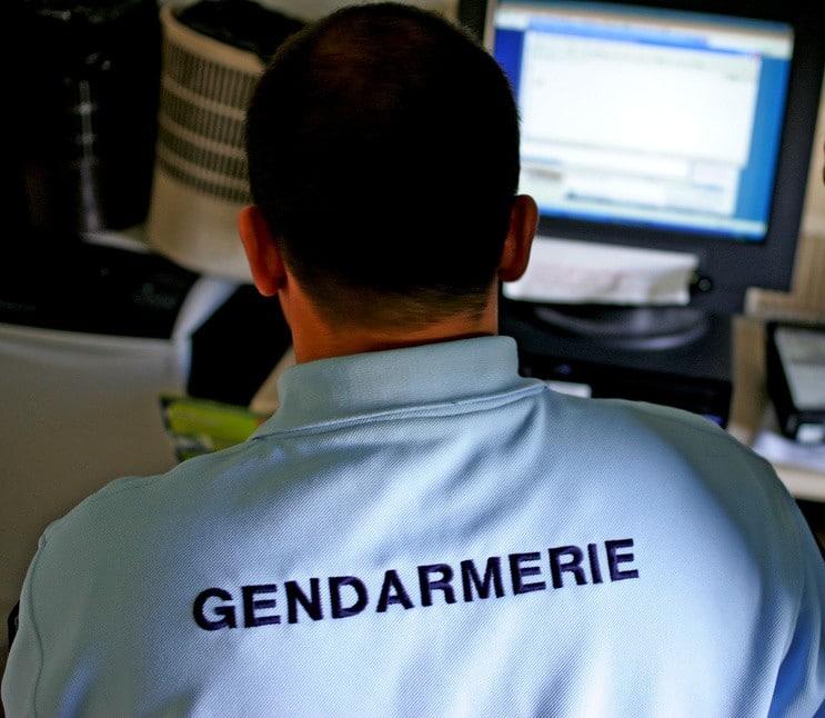 Devenir GAV  Gendarme Adjoint Volontaire 2022 salaire, recrutement